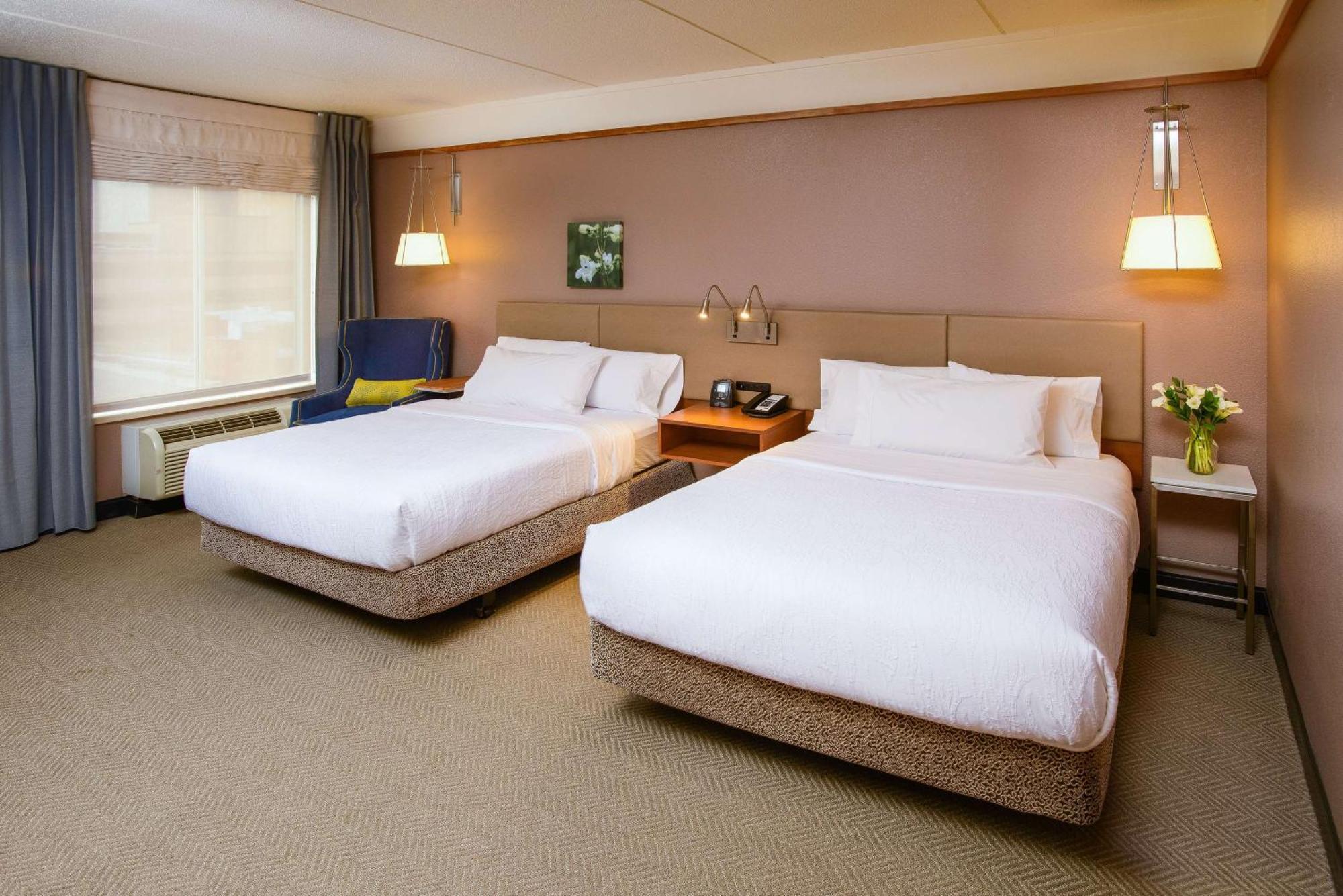 Hilton Garden Inn Rochester Downtown Buitenkant foto